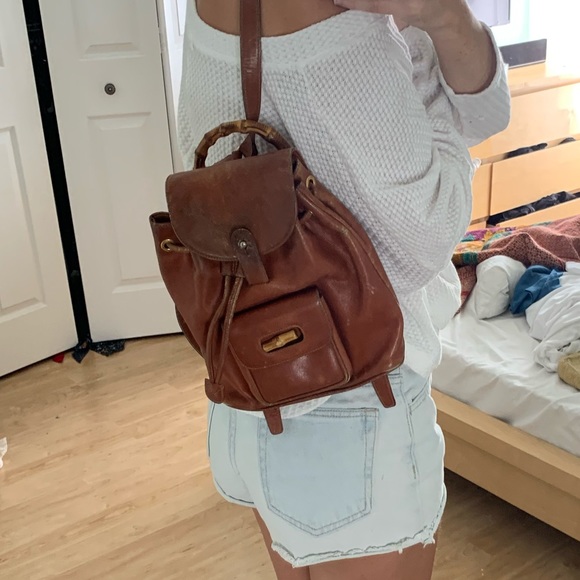 Vintage Gucci leather backpack - Picture 4 of 4